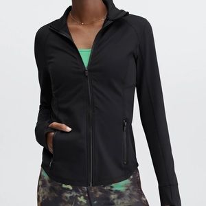 Fabletic’s Powerhold Performance Jacket